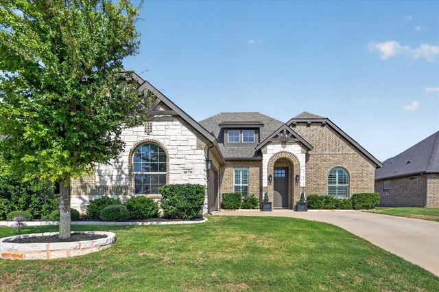 1070 Mickelson Dr — Harbor Lakes Sec 14