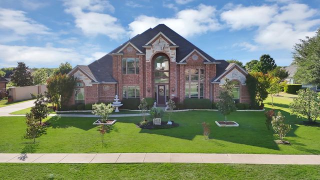 1611 Mustang Ct — Lake Ridge Sec 16