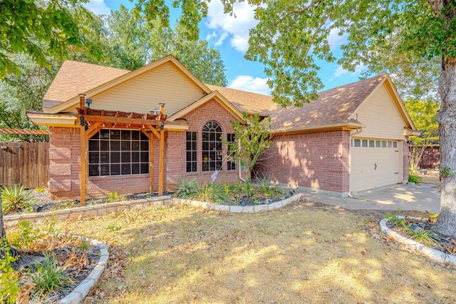 1522 Hayloft Ln — Misty Meadows