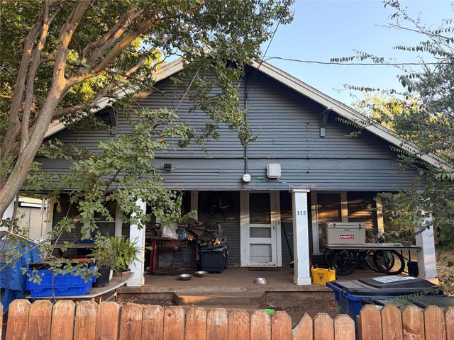 112 E Indiana Ave — Ludewick