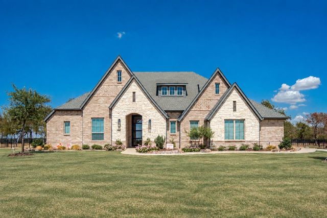 2728 Kessler Dr — Highland Crossing