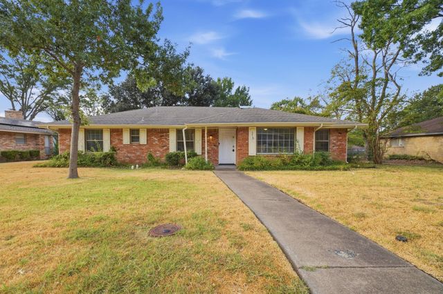 316 Ray Ave — Hampton Place Estates