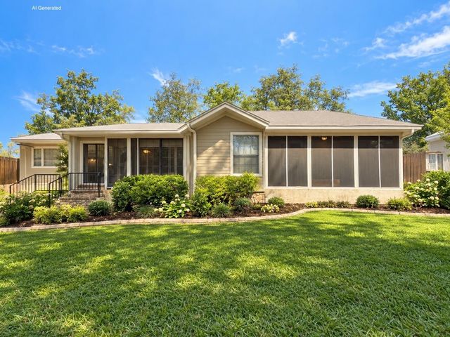 2804 Maplewood St — Oak Trail Shores Sec B