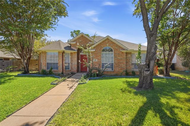 408 Pin Oak Trl — Chase Oaks Add