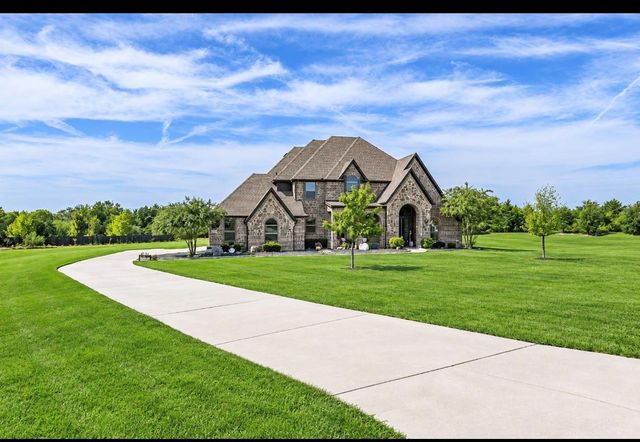 4111 Roberts Ln — Four Trees Add