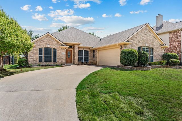 1417 Briar Meadow Dr — Lakes Of Highland Oaks The