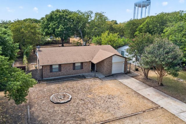 346 Linkcrest Dr — River Oaks