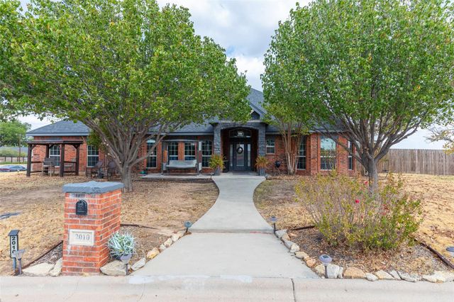 2010 Westminster Dr — Lytle Shores East