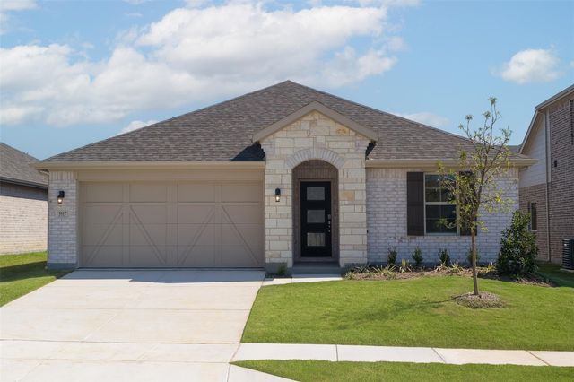 3917 River Rock Ave — Chalk Hill