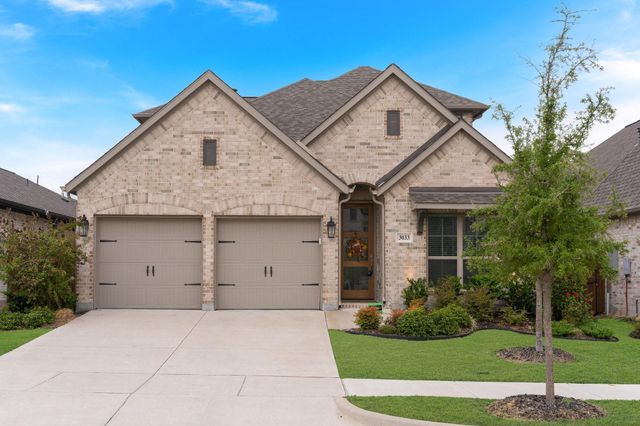 3033 Elmwood St — Avondale Ph 1