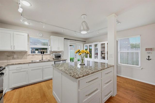 5022 Mesquite Ridge Trl — Preston Club The Classics Ph 2