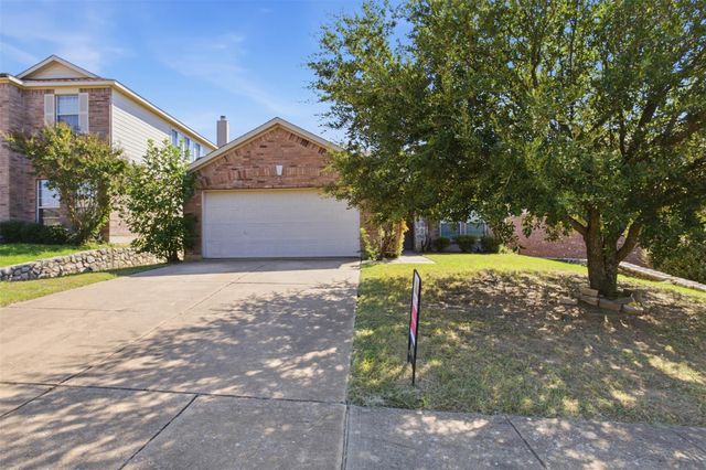 1837 Walnut Way — Oak Hollow Estates Ph 5