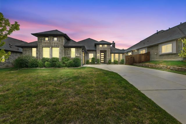 3010 Holland Ln — Parkside North