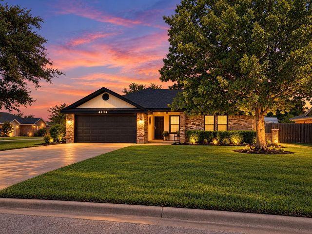 4134 Sera Dr — Mesquite Forest Estates