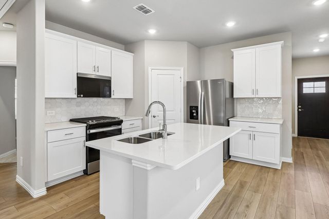 121 Winchester Hill Ln — Southridge