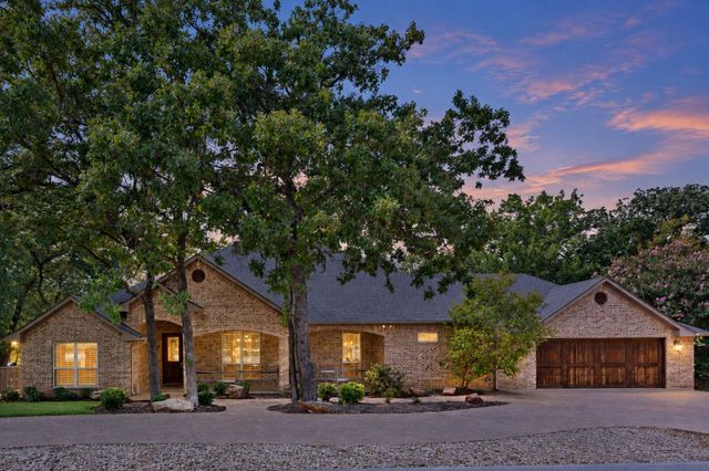 6318 Sonora Dr — Decordova Bend Estate