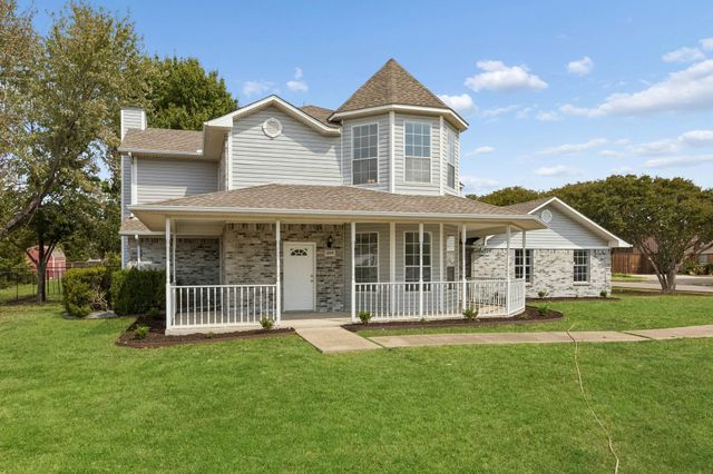 1609 Blackburn Rd — Oaks Add 01