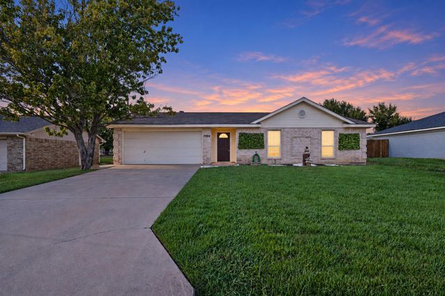 3904 Country Meadows Rd — Country Meadows