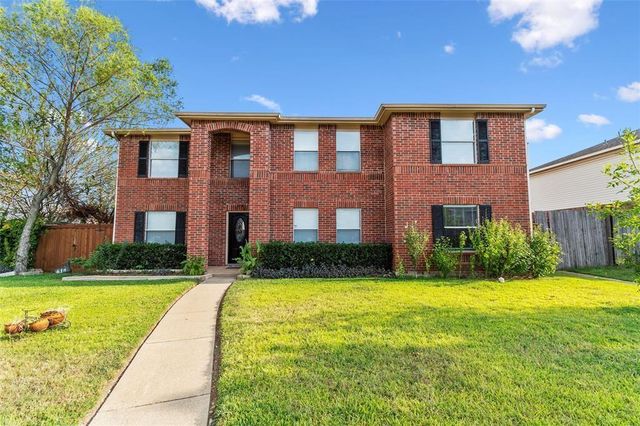 611 Pondview Dr — Highlands North Ph 02