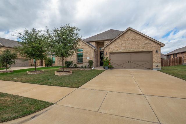 641 Grove Park Ln — Grove Ph 3 & 4