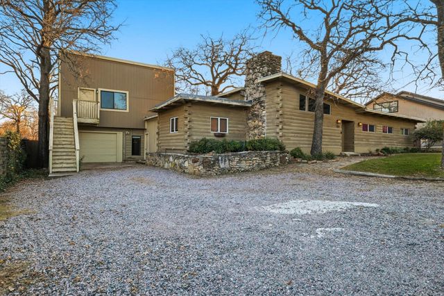 828 Highland Village Rd — Lake Vista Estates