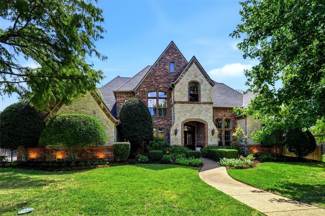 1209 Merlot Dr — Versailles Add
