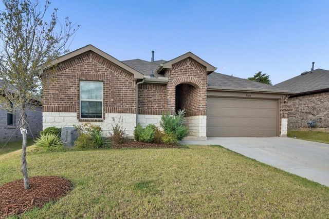 2328 Burleson Rd — Three Oaks Section 2