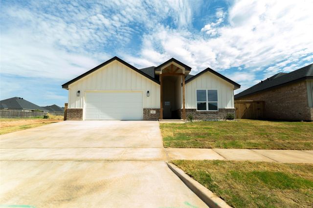 7633 Mountain View Rd — Carriage Hills Add