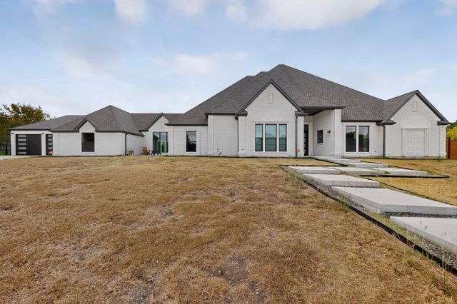 209 Carriage Hill Ln — Carriage Hill Estates