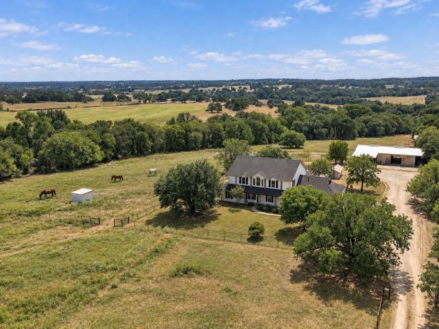 842 Cornstubble Ln — None