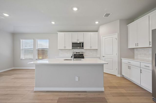1112 Morrell Dr — Eastridge
