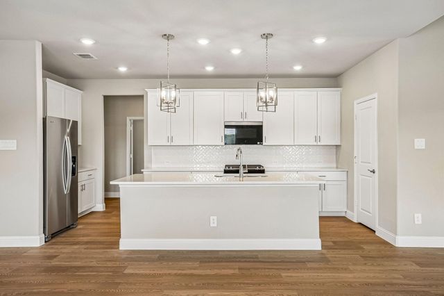 1110 Morrell Dr — Eastridge