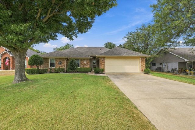 120 Country Dr — COUNTRY PLACE PH II