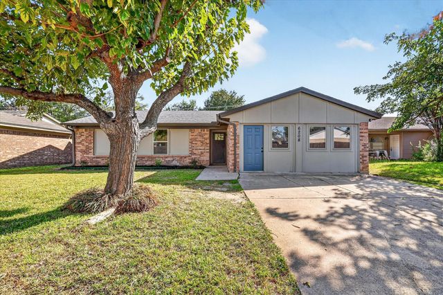 6208 Kary Lynn Dr S — Bristol Square