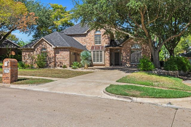 2304 Fairway Cir — Buffalo Creek Country Club Estate