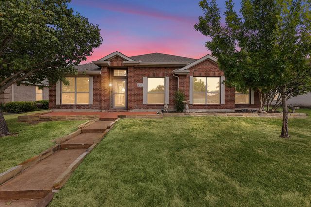 232 Laramie Ln — Crystal Creek Ridge Add
