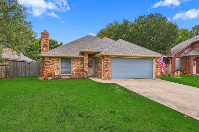 6025 Kimberly Ct — Fossil Village Add