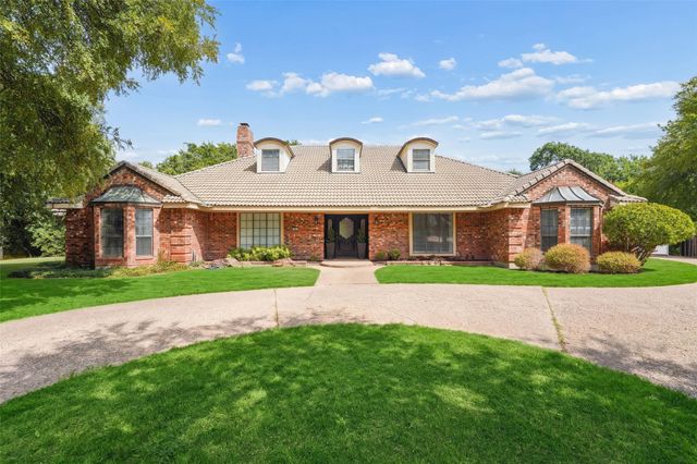 803 Green Tree Ct — Greenway Estates