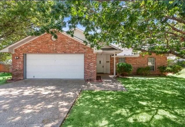 706 Rolling Hills Dr — Rolling Hills