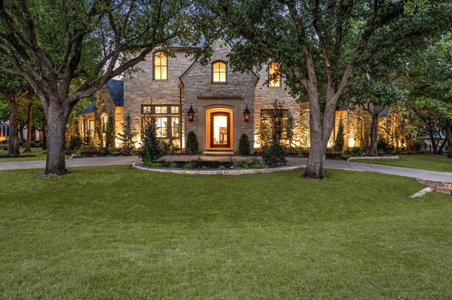 1802 Shady Grove Ct — Glenwyck Farms Add