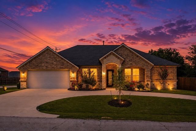 101 Sycamore Ln — Marshall Creek