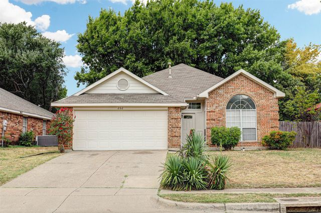 202 Chamblin Dr — Waterford Oaks Garden Homes Ph 03