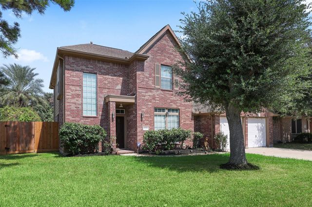 11001 Thornwood Dr — Fairmont Park East Sec 08