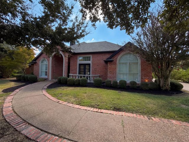 2836 S Lakeview Dr — Lake Ridge Sec 03