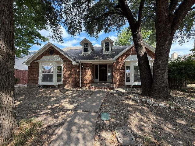 1015 Astaire Ave — Hollywood Park Rev