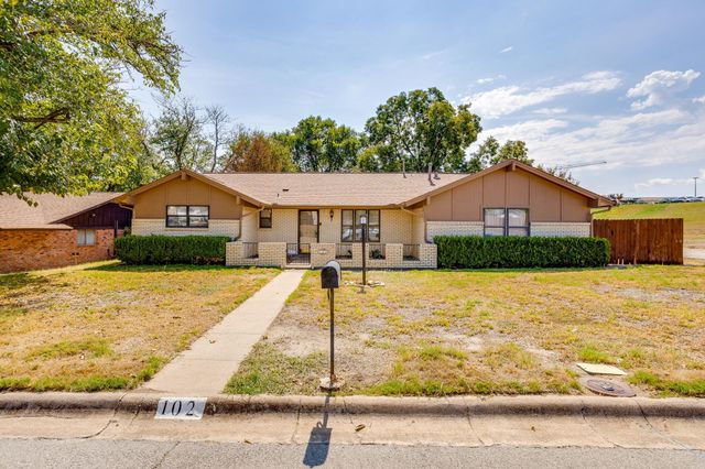 102 Roselawn Dr — Roselawn 02