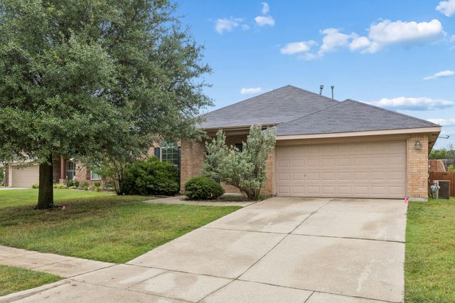 1209 Stone Ln — Heritage Ph 1