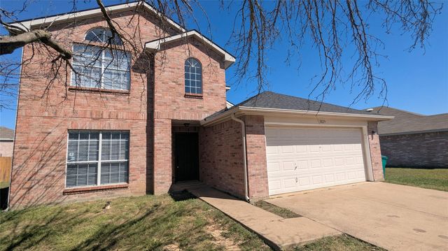 1029 Magnolia Ln — WINDING HOLLOW PH 1A BLK C LT 25