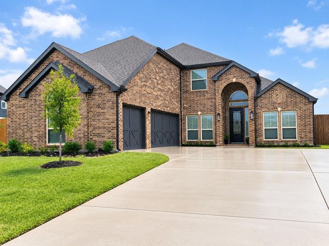 1801 Hidden Creek Dr — Shady Valley Estate