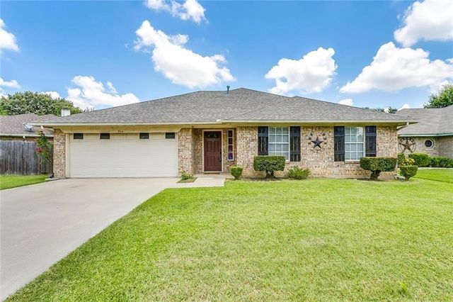 904 Vicksburg Ln — Alsbury Ridge